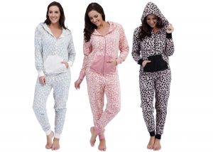 kombinezonai-internetu